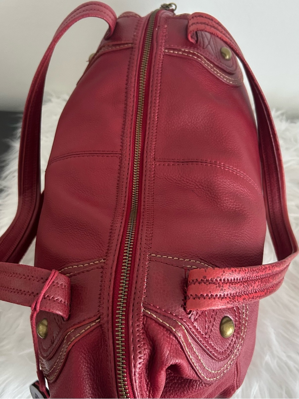 The Sak Red Leather Convertible Shoulder Crossbody Bag Brass Hardware - Picture 10 of 13